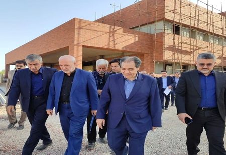 بازدید مهندس موهبتی از بیمارستان در حال ساخت ۹۶ تخت‌خوابی حبیب آباد