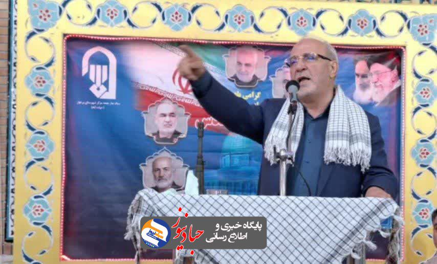 حاجی‌دلیگانی: این دفاع، مقدس‌ترین دفاع تاریخ است / جاسوس‌ها را در ملاعام مجازات کنید