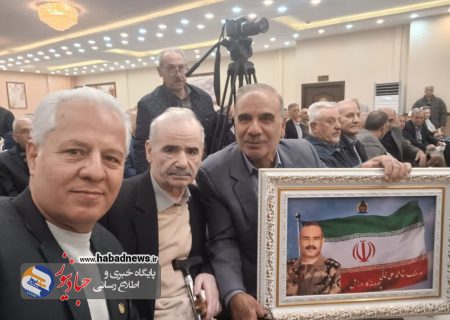 تقدیر از سرهنگ حاج محمدعلی خانی؛ قهرمان میهن و منهدم‌کننده سلاح مرموز خمسه خمسه در خاک عراق